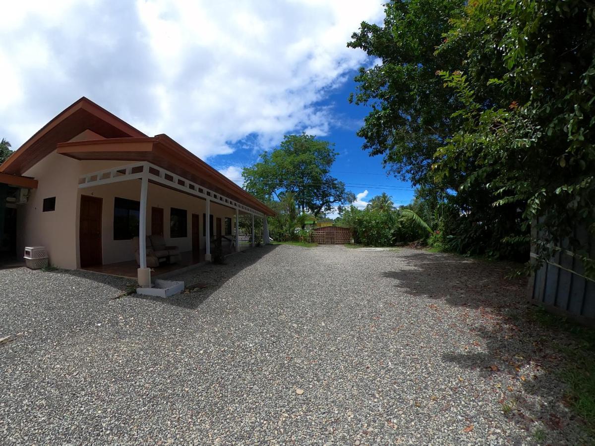 Laureles Collection Uvita - Cabinas Los Laureles Hotel Exterior photo